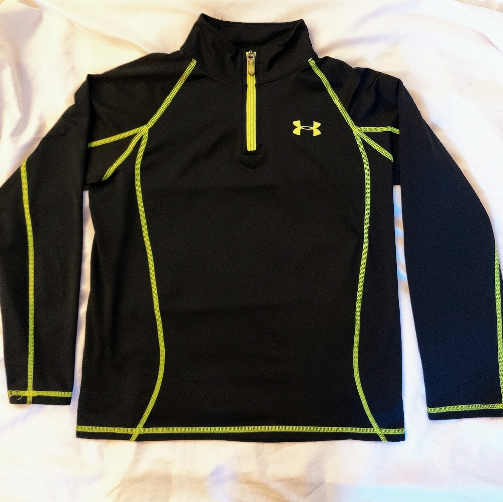 Under armour, kids pullover, 1/4 zip size Large
